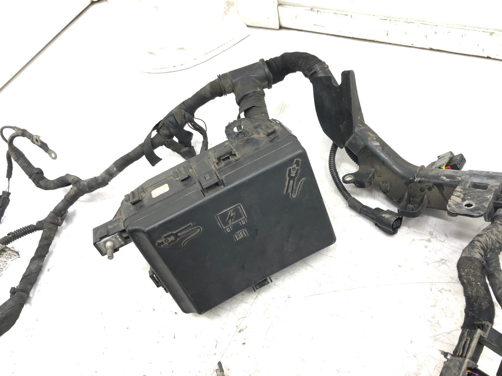 2014-2019 MASERATI GHIBLI 3.0L V6 ENGINE BAY WIRING HARNESS OEM #DAMAGED.