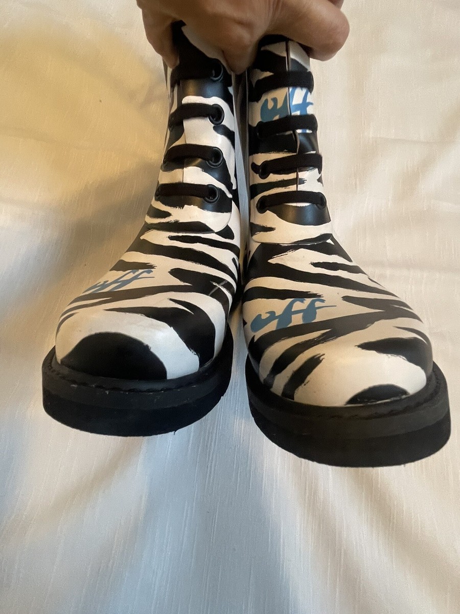 ブーツその他 Off-White BOOTS (OWID014F22LEA002 1045) Off-white c/o Virgil Abloh Zebra Print Riding Rubber Boots