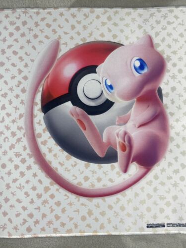 Tappetino da gioco Pokemon 151 UPC Mew Play Mat collezione ultra premium UPC - Foto 3 di 4