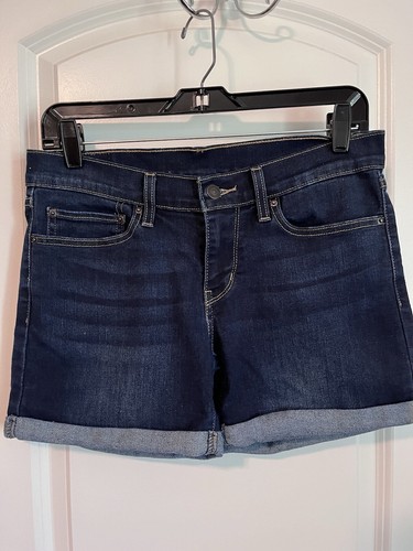 Levi’s mittellange Damen Shorts Bündchensaum dunkle Waschung Damen Gr. 27