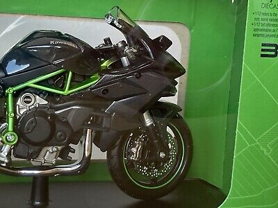 Maisto 1/12 Kawasaki Ninja H2 R model motorbike in black #32708 1