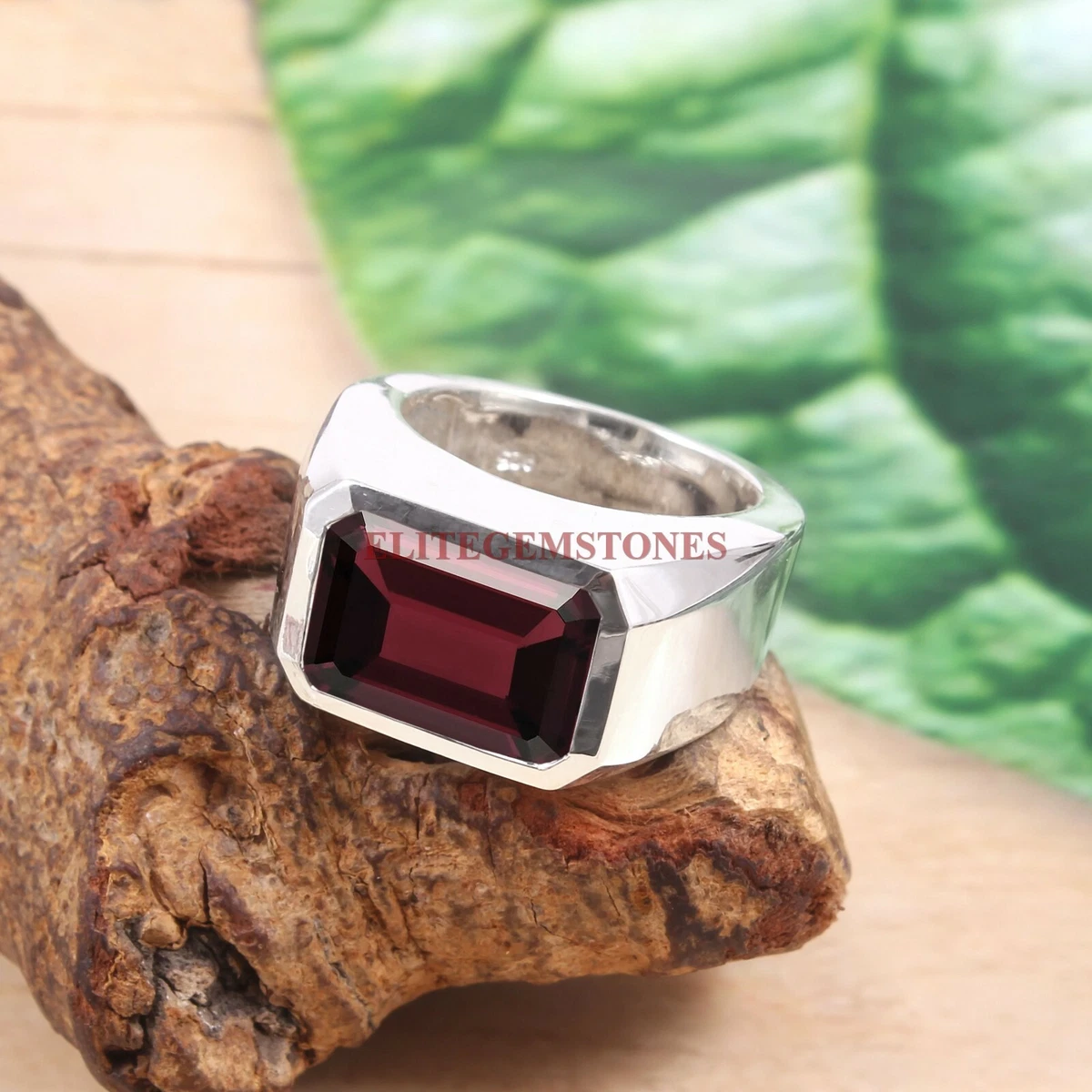 Bague grenat homme sale