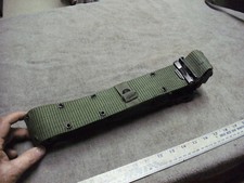 US Military Olive Green Nylon Pistol Belt,  Size Med , Plastic Buckle, unused