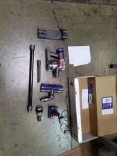 Dyson V8 Cordless Vacuum   Silver Open-Box Battery Damaged 