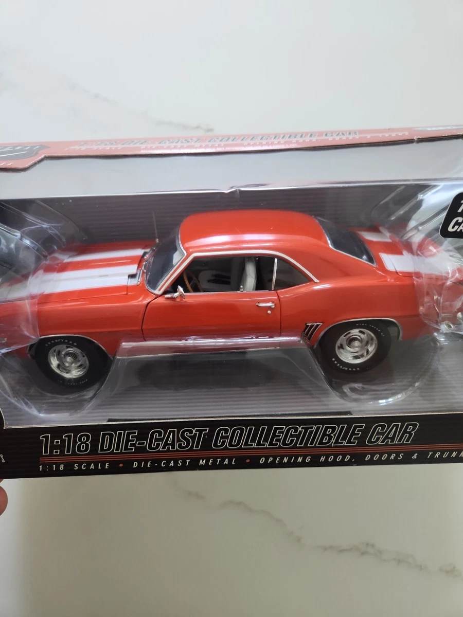 Highway 61/DCP Chevrolet Camaro Contemporary Manufacture Diecast