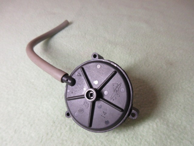 Picture 4 of 5