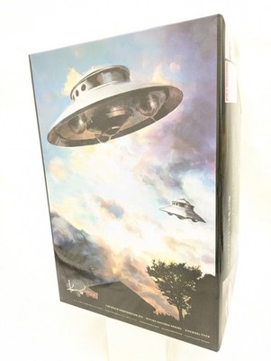 Wave UFO 1/48 Flying Saucer Adamski Type Plastic Kit new but box