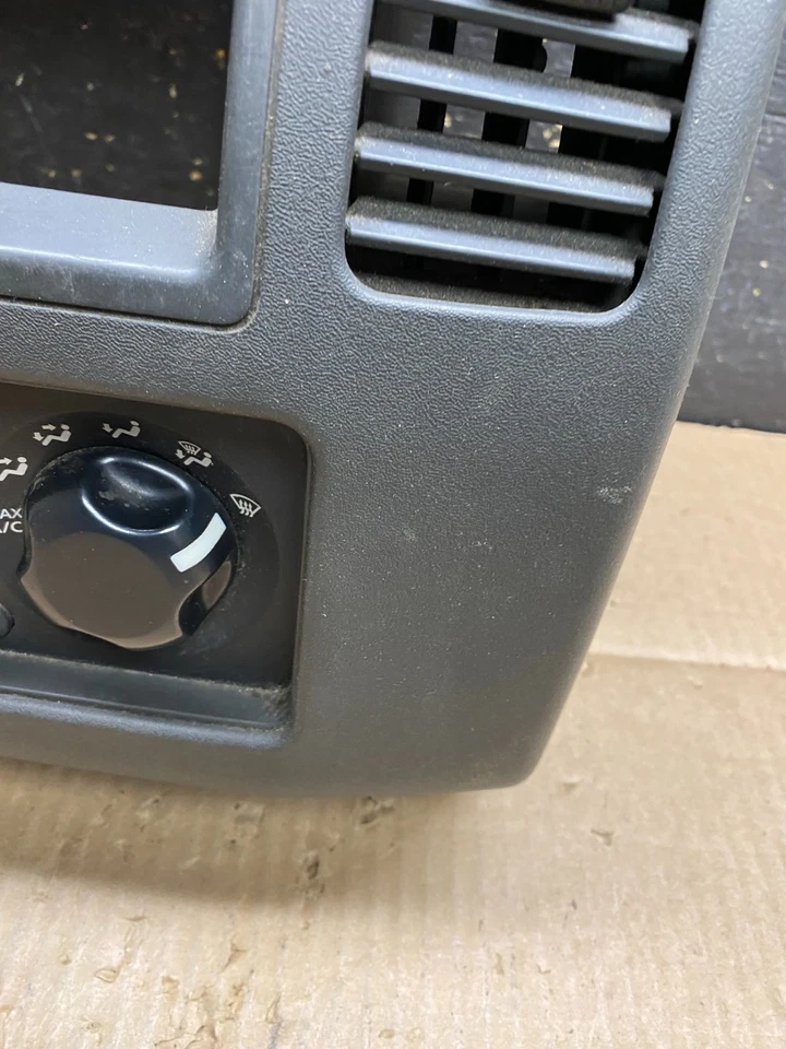 Nissan Xterra 2005-2008 radio aire acondicionado temperatura calor control de clima OEM v1523 DG Foto 4 de 4