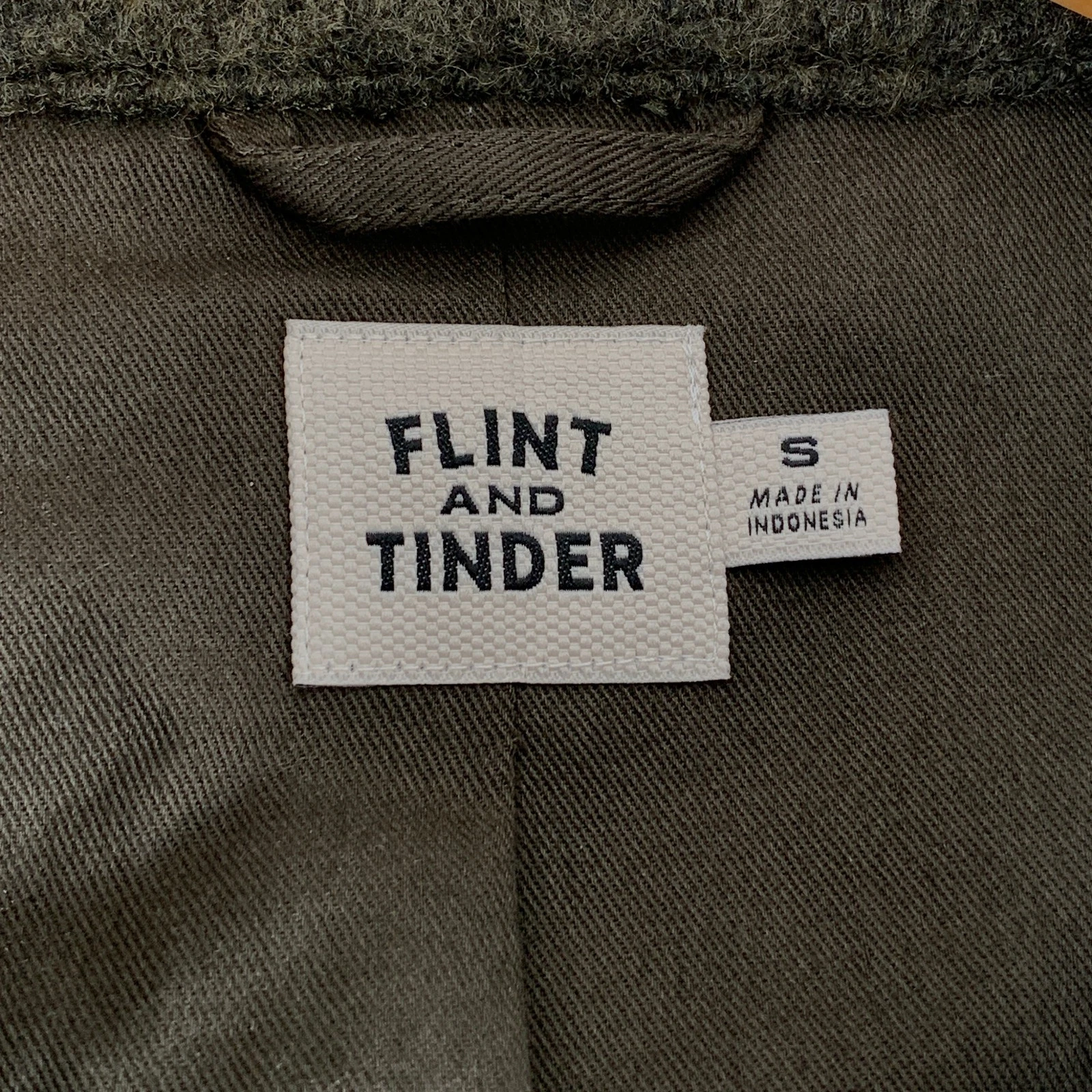 Flint and Tinder Jacket Men Small Boiled Wool Station Huckberry Olive Green - product detail image 2