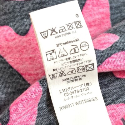 LOUIS VUITTON Graffiti T-Shirt Size S Pink X Black Auth men LOUIS VUITTON Graffiti T-Shirt Size S Pink X Black Auth men