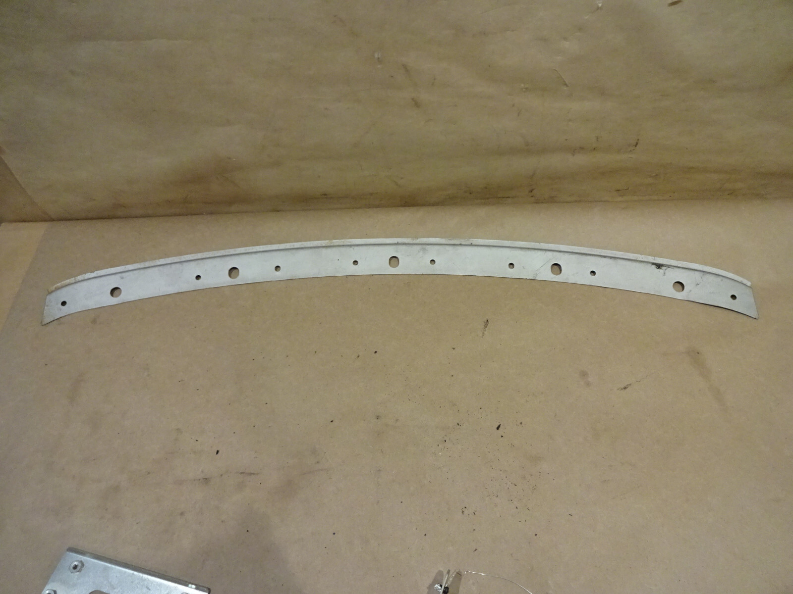 Maserati Quattroporte - Front Bumper Central Edge Bracket P/N 67071000