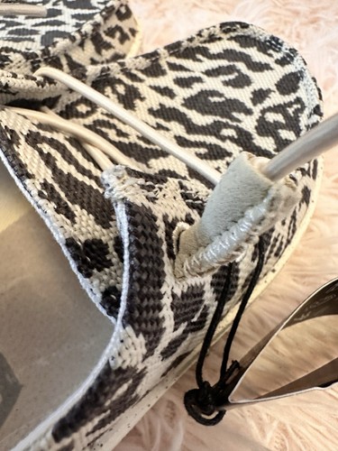 Hey Dude Womans Wendy Cheetah Print Slip On Shoes. Black Gray Brand New 6 - Picture 16 of 17