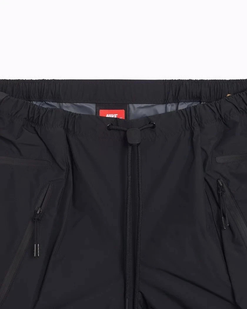 クリーニング済★hyke TAP SHORTS★サイズ01 Nike Tech Pack Above The Knee Shorts Super Lightweight Black