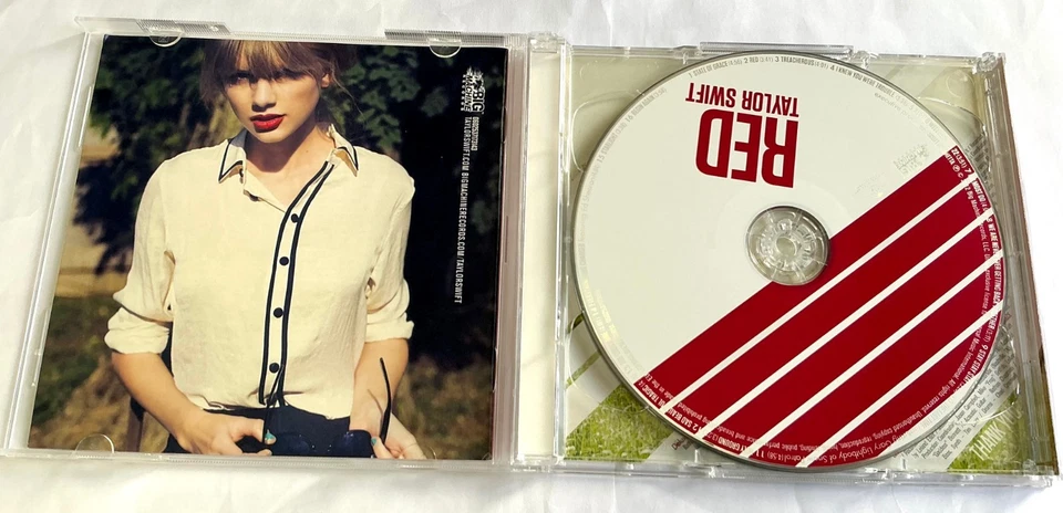 Taylor Swift - Red (2012) Deluxe Edition with Bonus Tracks NEW 2 x CD (sealed) - Image 4 of 4
