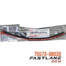 2013-2018 Toyota Rav-4 Right Rear Window Reveal Molding New Oem 75573-0r030