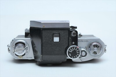 Appareil photo reflex Nikon F #6561333. Avec viseur Photomic