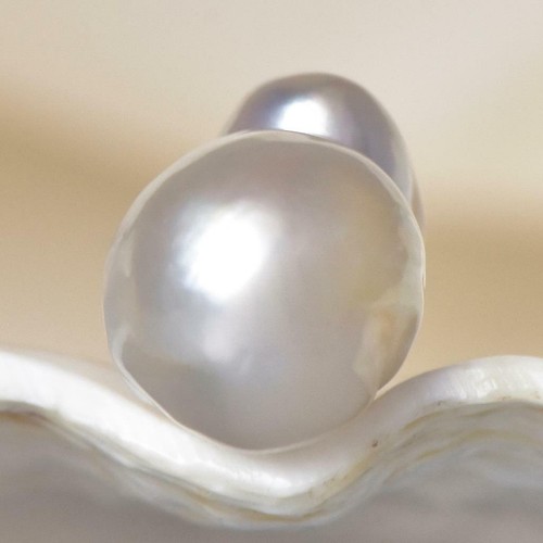South Sea Pearl Bi-color Baroque 13.40 mm Maluku Indonesia 1.54 g undrilled - Picture 5 of 7