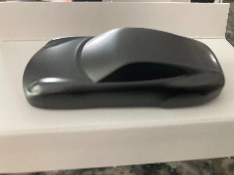 PORSCHE DESIGN OEM 911 AIR FRESHENER DIFFUSER W/NATURE SPIRIT SCENT IN DK. GREY. - Image 3 of 4