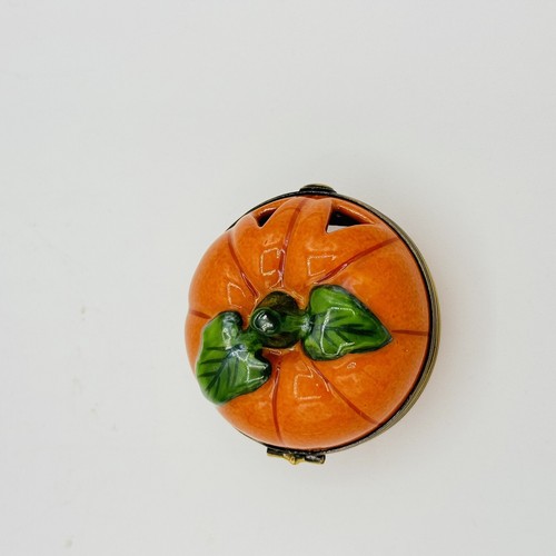 Rochard Porcelain Trinket Box Limoges Halloween Pumpkin Jack O’ Lantern & Candle - Picture 5 of 17