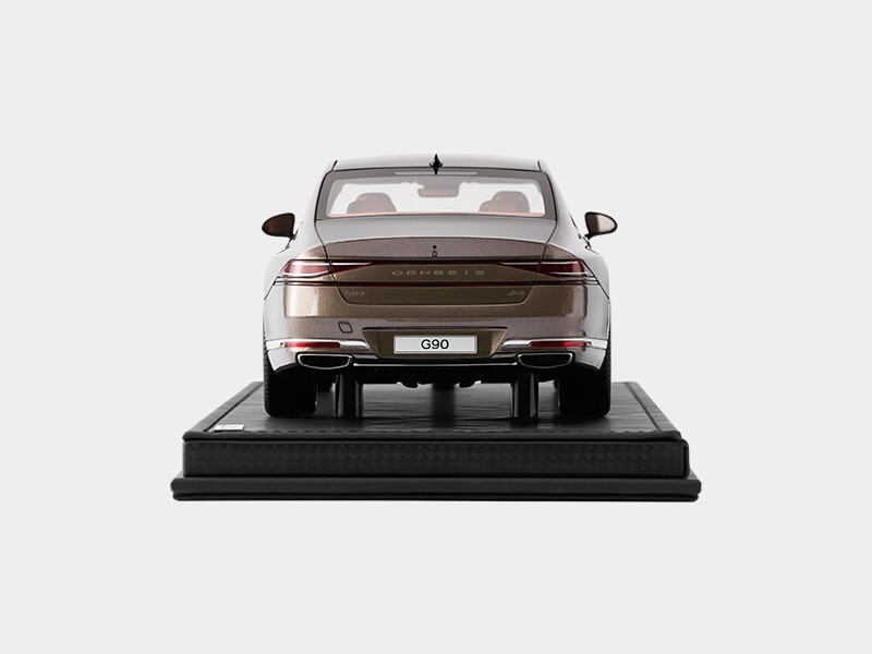 HYUNDAI Genesis G90 1:18 Scale MR Collection Diecast Model Car