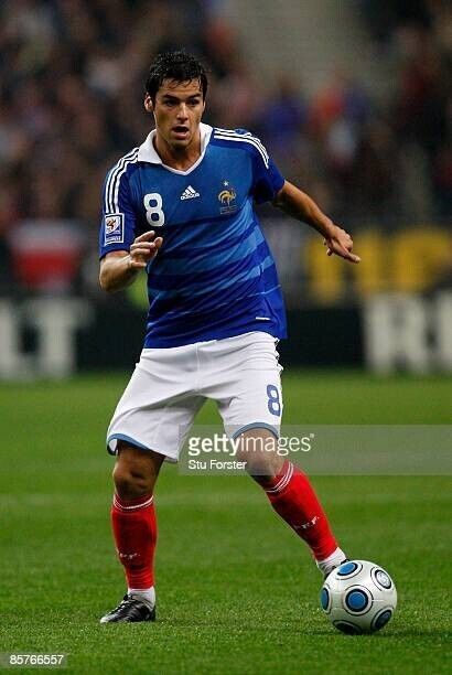 GOURCUFF #8 MEN'S FRANCE NATIONAL 2008/2010 SOCCER FOOTBALL SHIRT