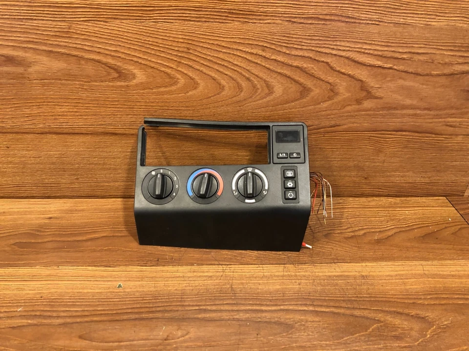 BMW E36 328 318 325 323 M3 DELANTERO AIRE ACONDICIONADO CLIMATIZADOR INTERRUPTOR CALEFACCIÓN OEM Foto 2 de 4