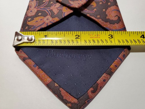 Burberrys of London Tie 100% Silk Red Black Geometric Paisley. W-3 1/2" L-56" - Imagen 5 de 5