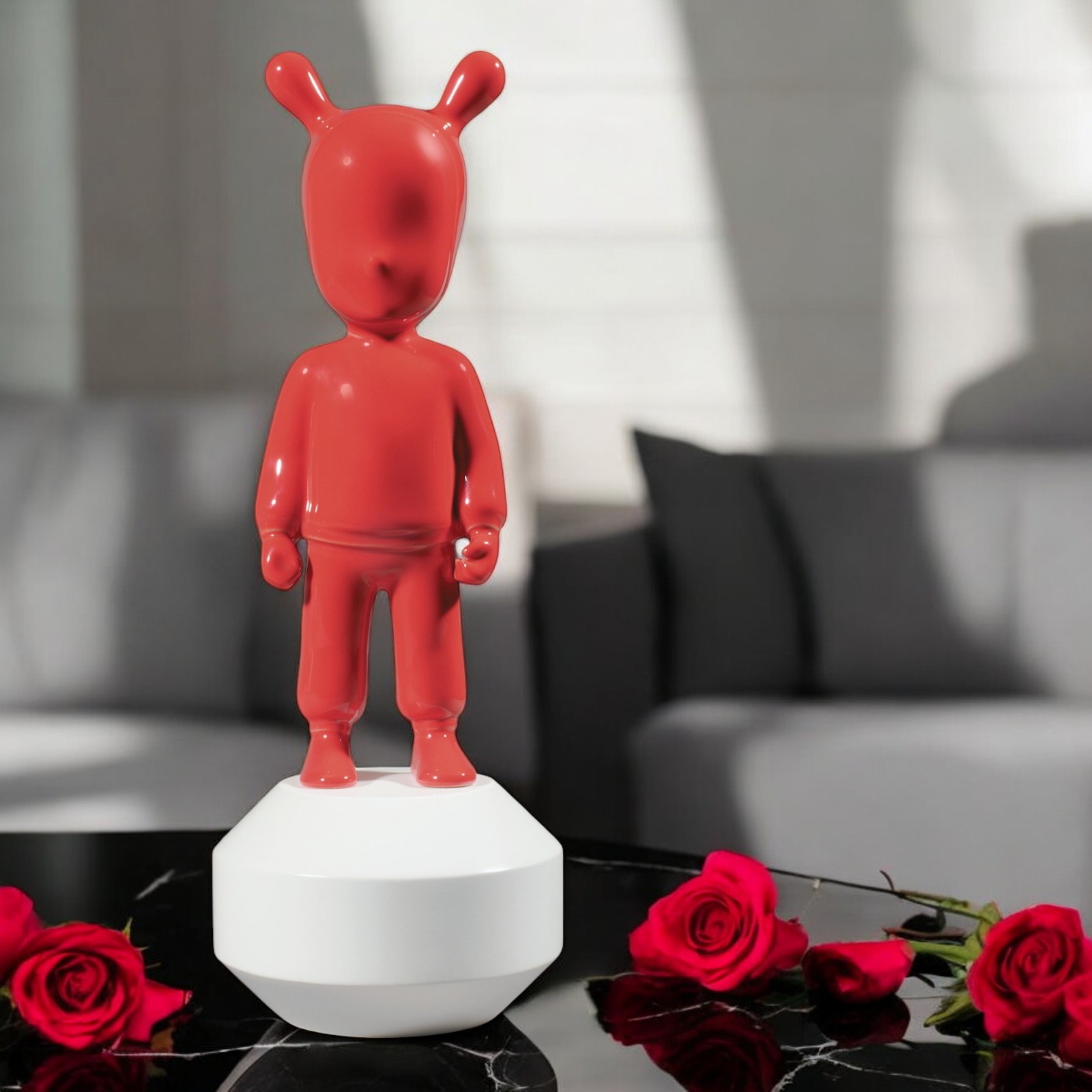 Lladro Red Guest Figurine Small Model 01007734 Handcrafted Porcelain