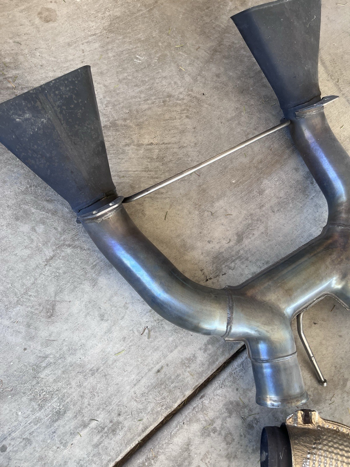 MCLAREN MP4-12C 650S DOWNPIPE EXHAUST CATALYTIC CONVERTER OEM