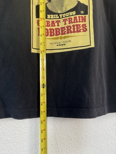 Vintage Neil Young 1997 Horde Tour Concert Tshirt - Picture 10 of 13