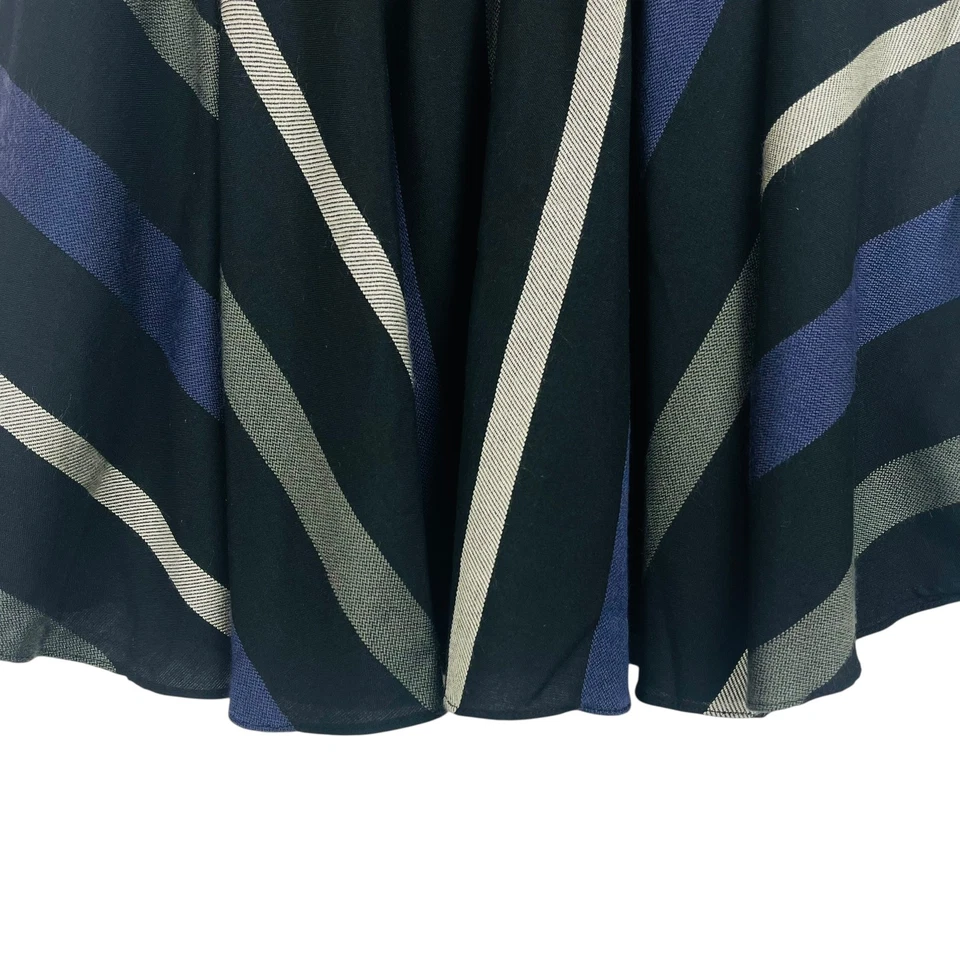 Falda BCBG Generation para mujer mediana negra púrpura a rayas acampanada informal Foto 4 de 4