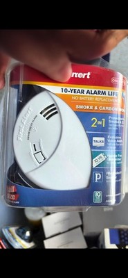 First alert Smoke & Carbon Monoxide Alarm  (PRC710) 