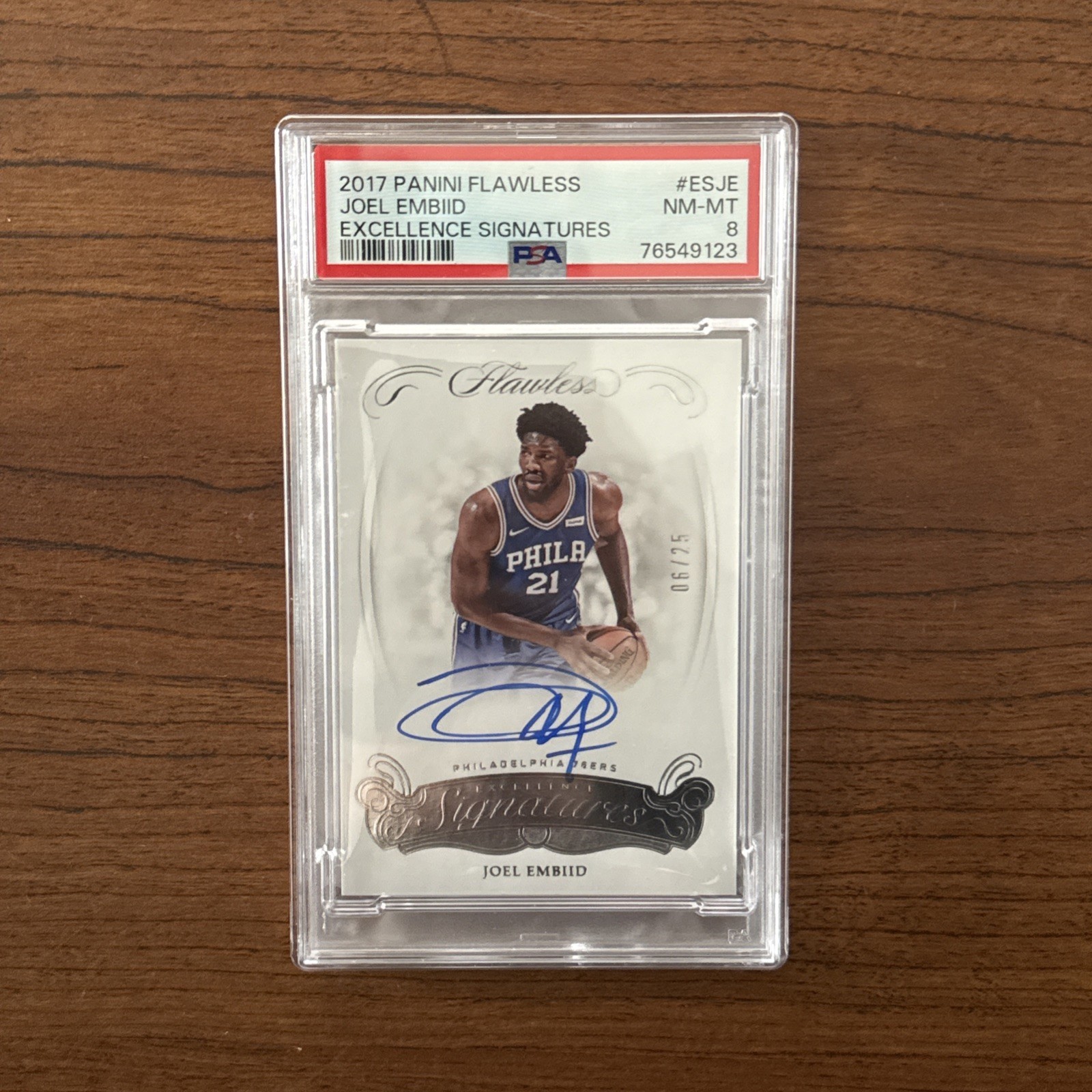 2017-18 Panini Flawless Joel Embiid Silver Excellence Signatures Auto 6/25 PSA 8