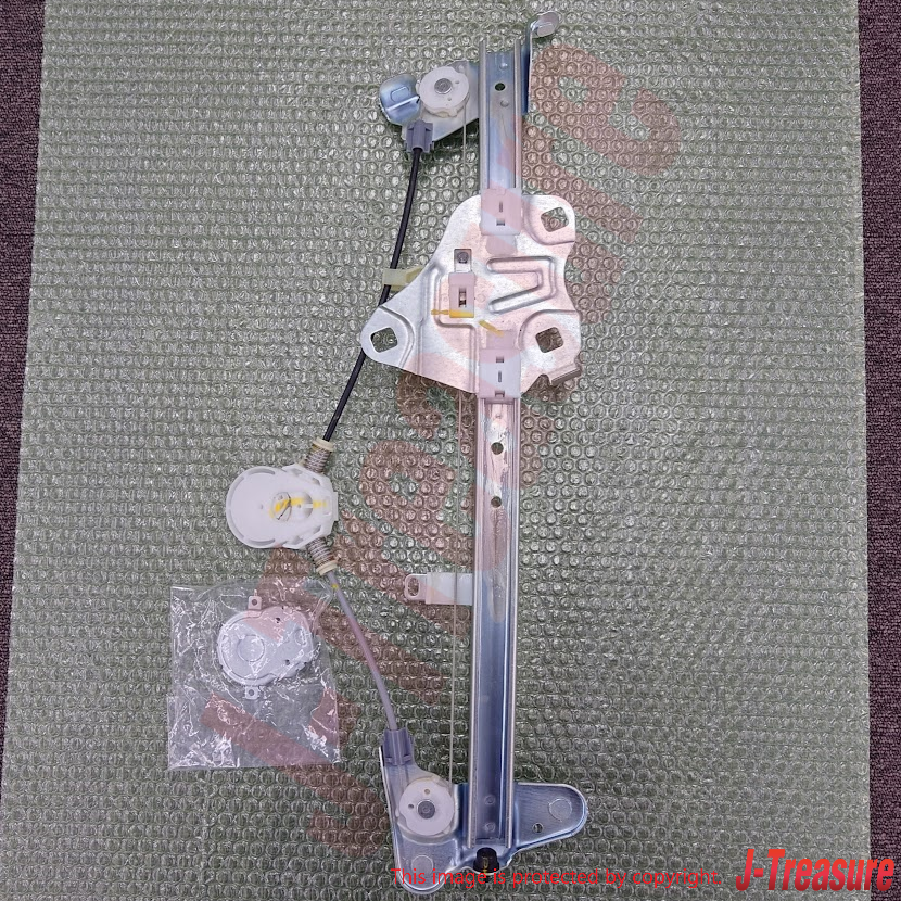 TOYOTA MARK2 JZX90 94-96 Genuine F/Door Window Regulator LH