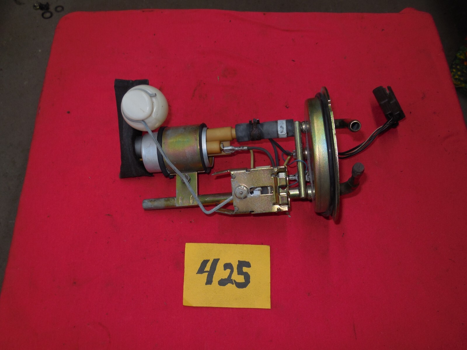 John Deere 425 FUEL PUMP FILTER AND SENDER AM118839 eBay