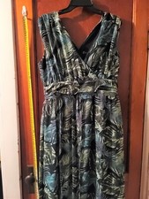NEW YORK  COMPANY TROPICAL PALM LEAVES PRINTED DRESS SIZE LARGE NWT