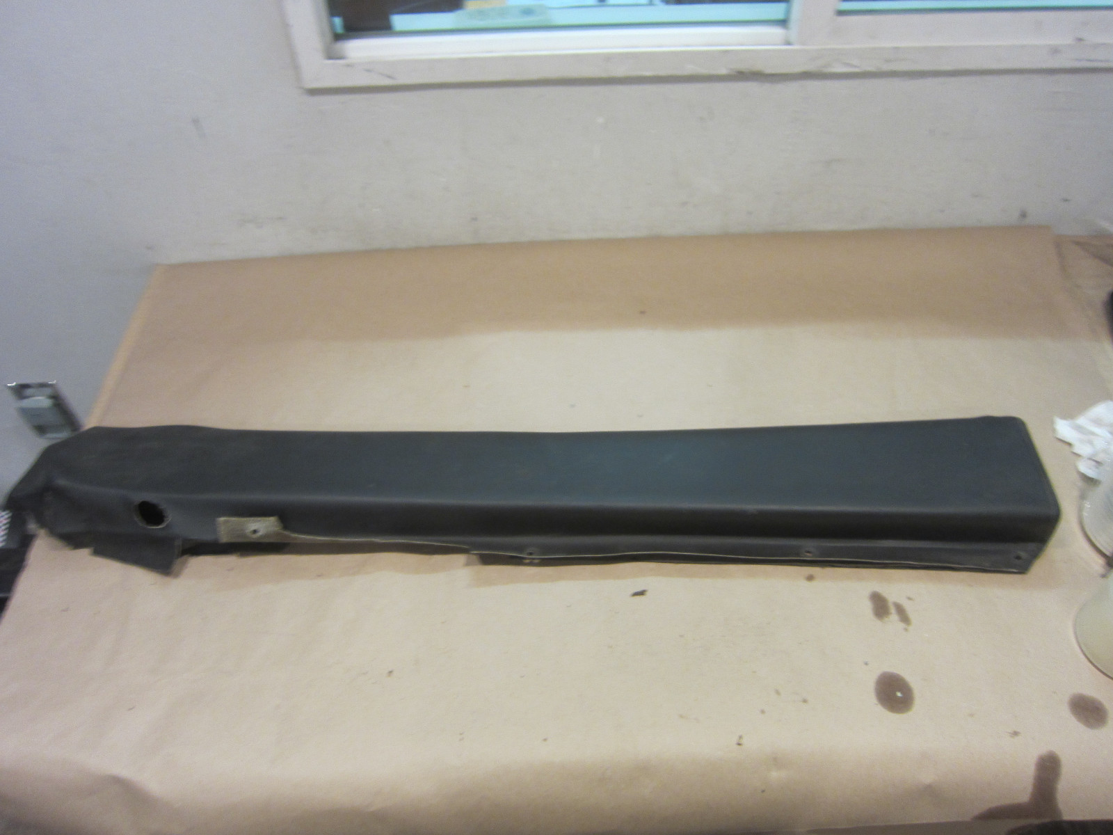 Ferrari Mondial - RH Door Upper Panel - Black - P/N 61774000