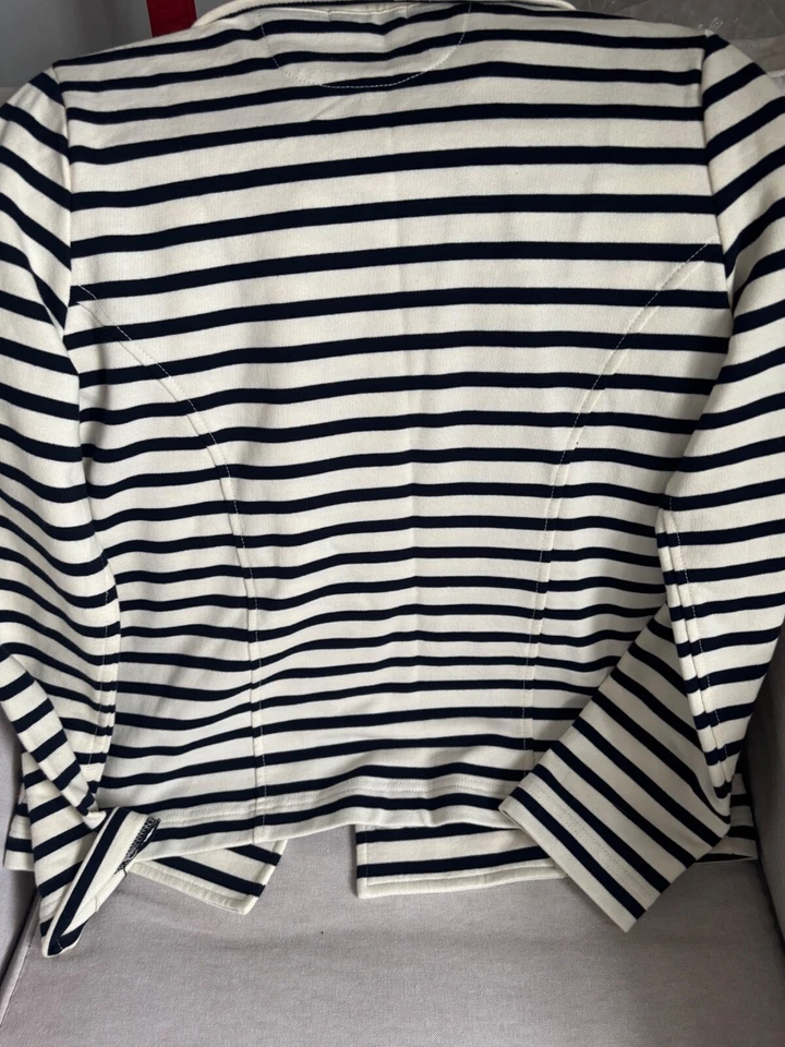 Chaqueta suave a rayas de Ralph Lauren con cuello grande Foto 3 de 4