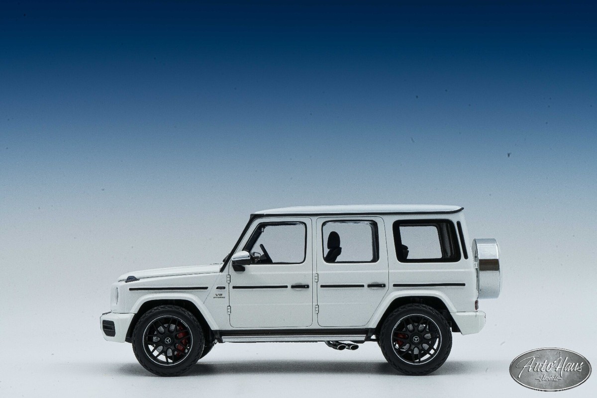 ミニチャンプス メルセデスAMG G63 1/18 楽天市場】ミニチャンプス 1/18 スケール ミニカーメルセデス