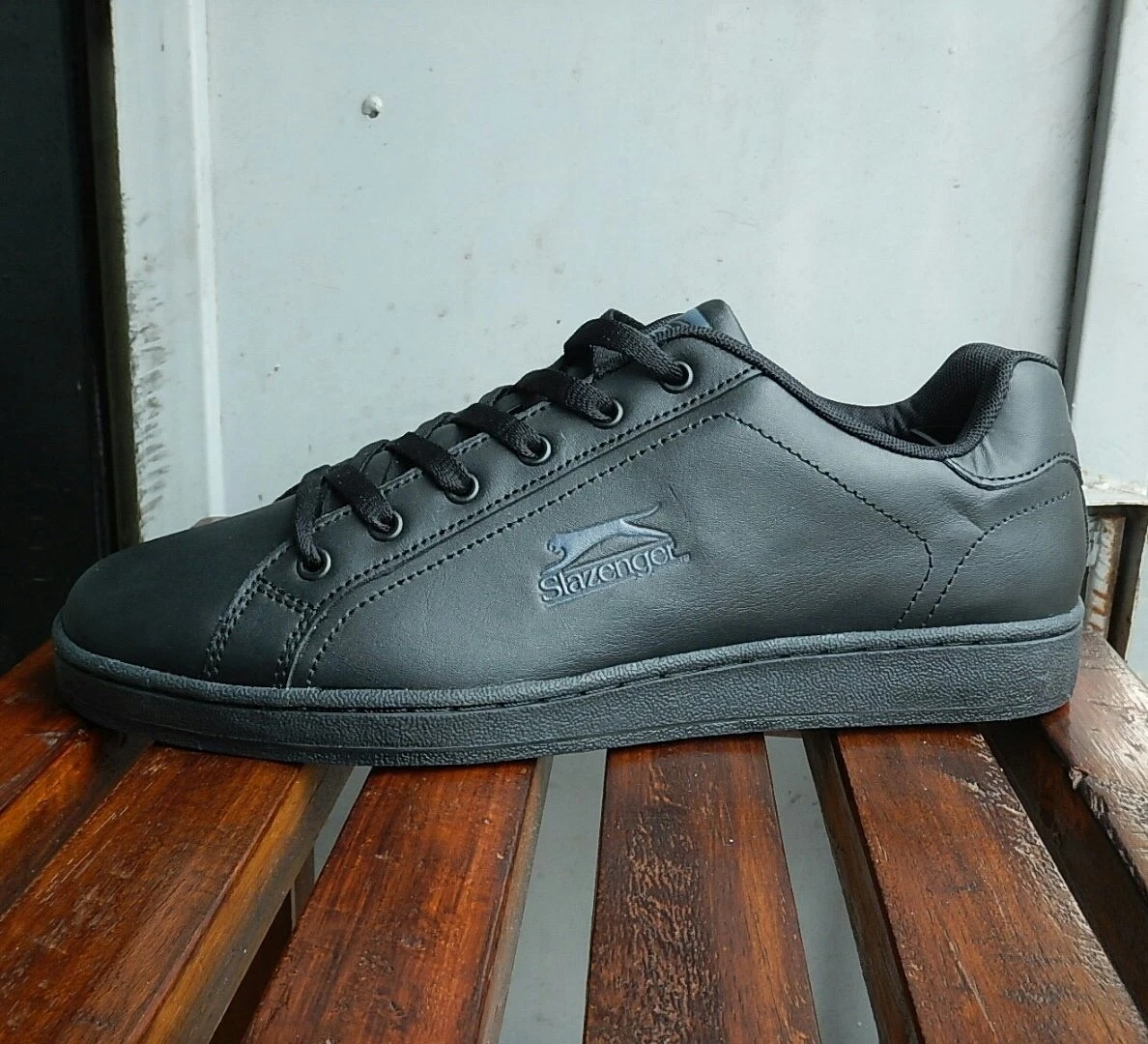 Slazenger Ash Lace Trainers BLACK Sport Casual Cushioned Shoes UK 7 EU 41