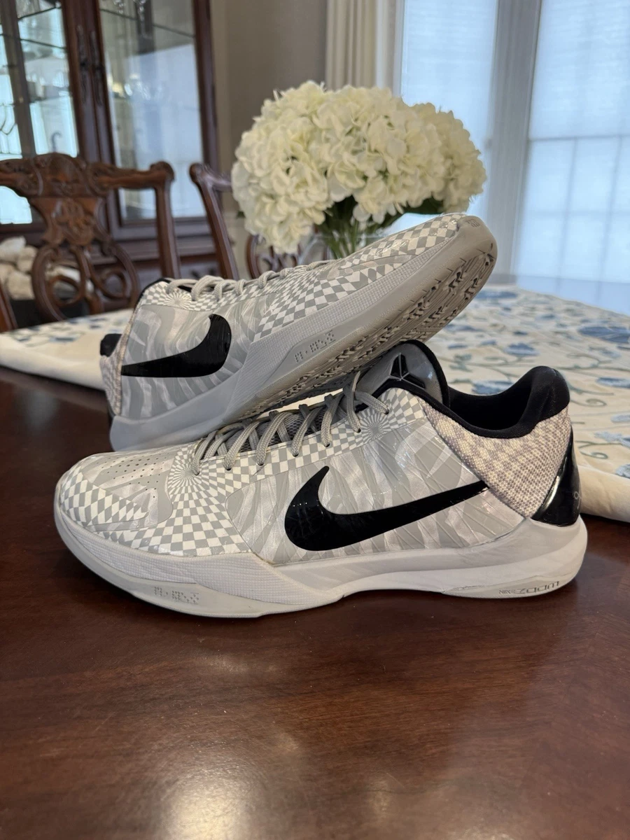 Preços baixos em Nike Zoom Kobe 5 Protro PE DeMar DeRozan | eBay