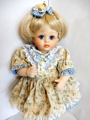 FRANKLIN MINT Heirloom Collection 10'' PORCELAIN DOLL Plaid MARYSE NICOLE Vintage