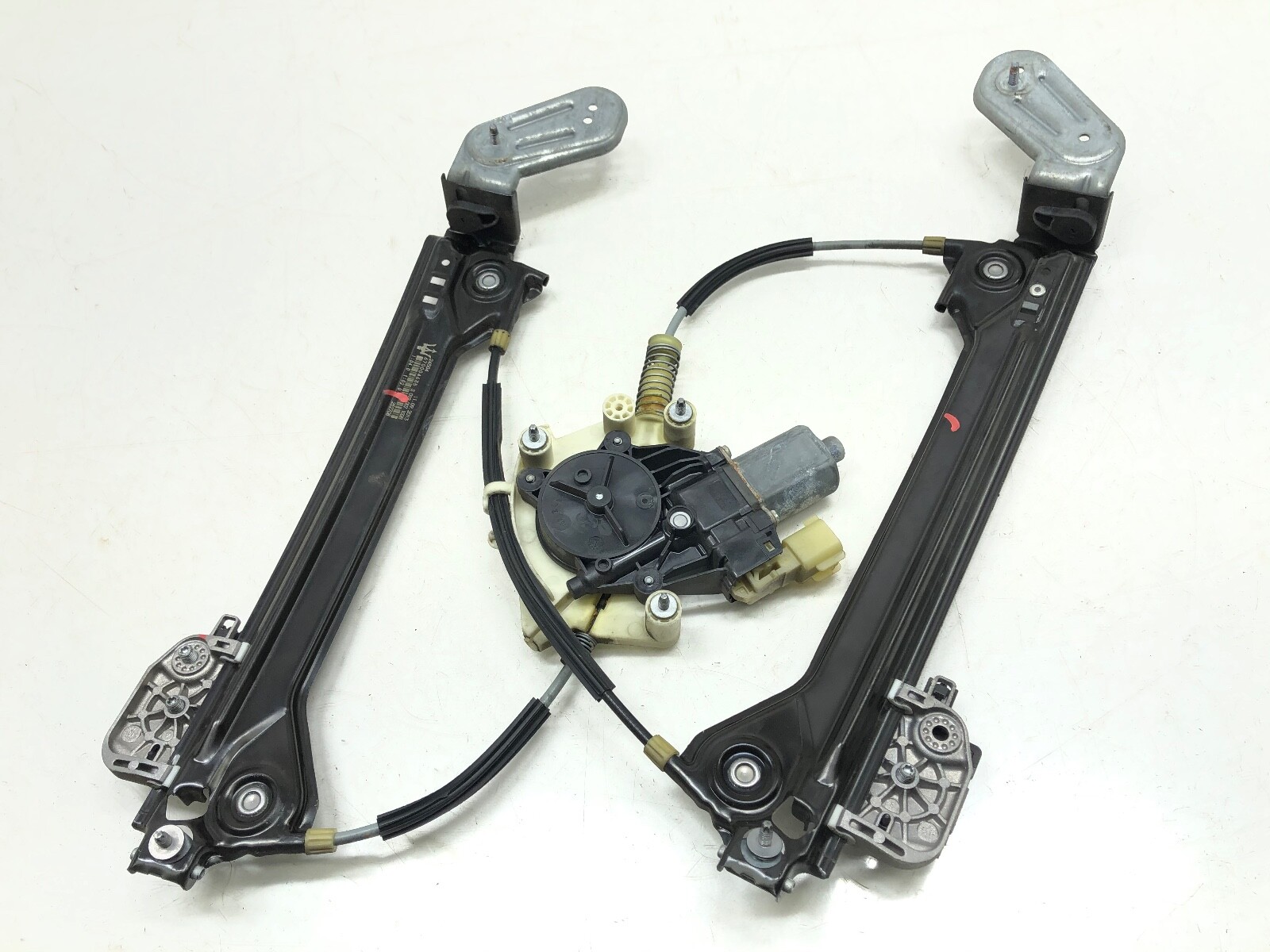 2014-2022 MASERATI GHIBLI RIGHT PASSENGER REAR WINDOW REGULATOR W/ MOTOR OEM.