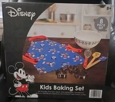 Disney Kids Mickey Mouse 8-Piece Baking Set 