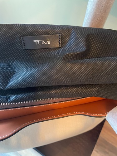 NEW Tumi Mezzanine GRAZ 19.0” Canvas & Leather Laptop Tote Bag - Natural Saddle - Picture 14 of 14