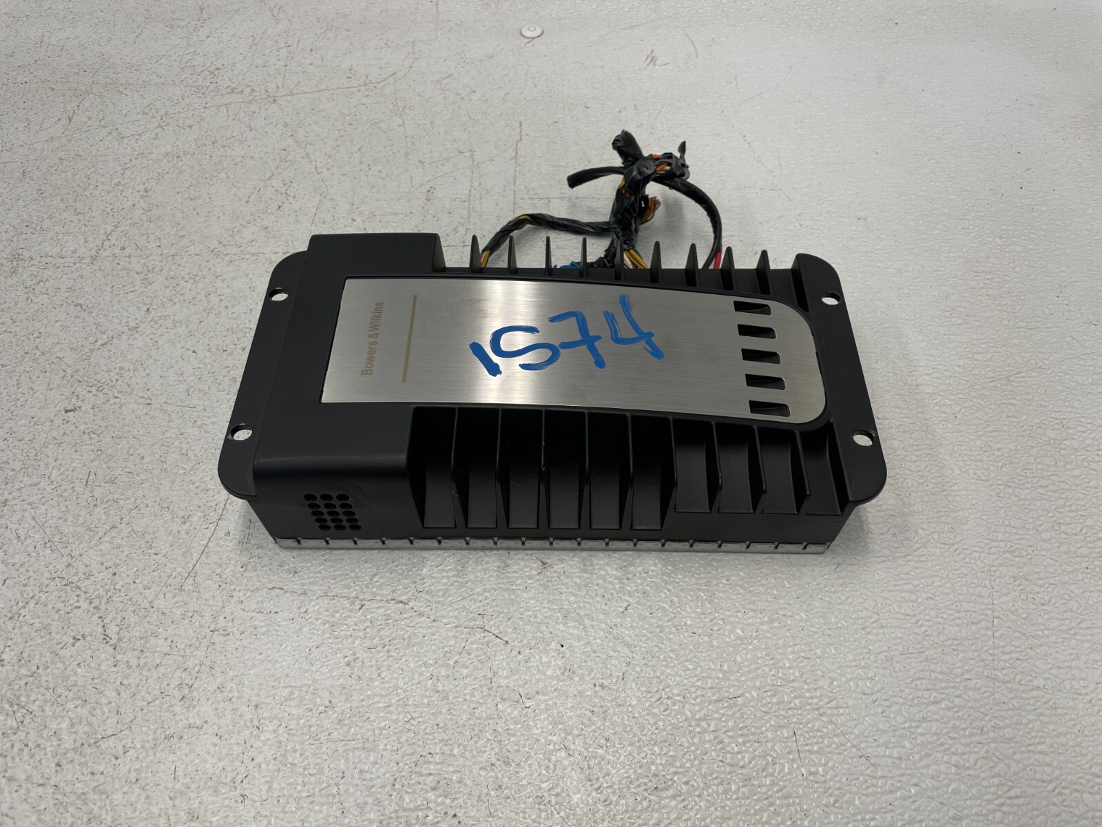2014-2017 Maserati Quattroporte GTS Bowers & Wilkins Amplifier Module 1574 OEM