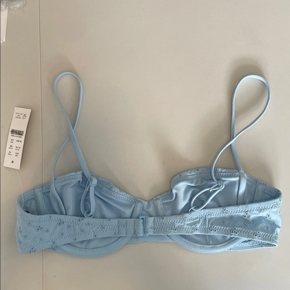 J Crew Women's Eyelet balconette underwire bikini top Size 34A Calm Blue Color - Image 4 of 4