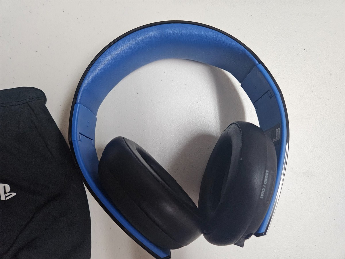 Sony Gold Wireless Headset for Sony PlayStation Black Blue No