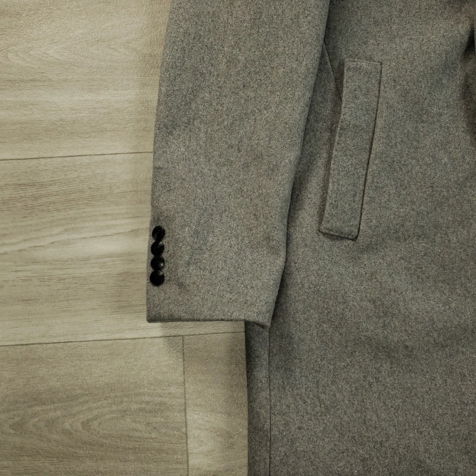 H&M Overcoat Men's 44R Gray Wool Button Up Pockets Three Button Single Vented - Image 4 of 4