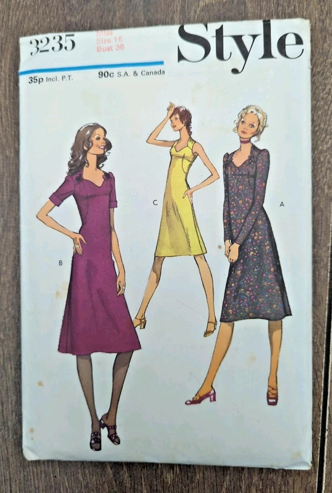 Vintage 1970s Style 3235 Dress Printed Sewing Pattern B38" / 97cm - Image 2 of 3